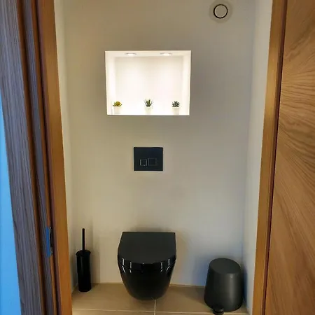 Ps House *